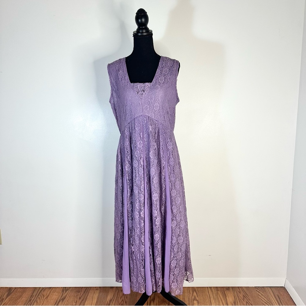 Lavender Lace Sleeveless Maxi Dress - Brand Unspecified